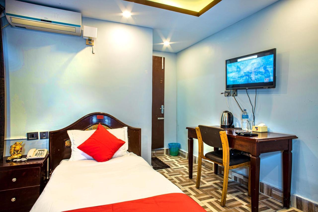 Hotel BnB Mhepi Kathmandu Buitenkant foto